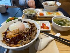 -熊吞·大碗丼烧肉饭(西市场嘉华店)