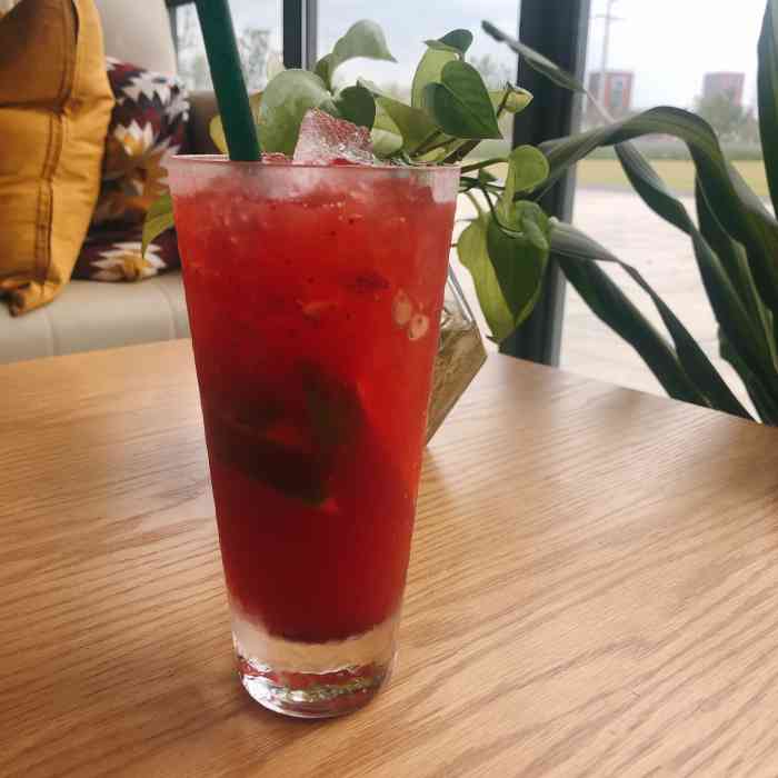 量子咖啡(钱唐农园店)-"阳光明媚的一大早来野餐 真的是晒到变人干.