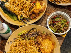 -方铲铲·成都板凳面(滨江银泰店)