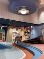 -奈尔宝家庭中心·亲子早教·派对餐厅(北京东坝万达店)