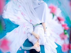 -九月鹰飞汉服摄影工作室