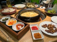 -一朵菌·野生菌探索家火锅(南亚店)