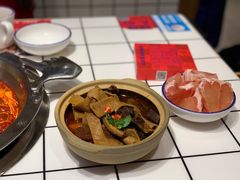 -贤合庄卤味自助火锅(新都汇店)