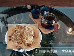 -C.Y Cafe
