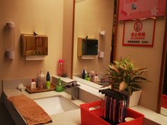 -汤泉良子.足疗按摩.SPA(中关村店)