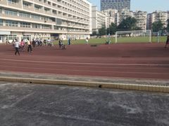 -燕子岗体育场