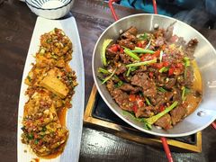 小炒黄牛肉-吃货私房菜(丽江束河古镇店)