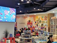 -新华书店(沙坪坝书城店)