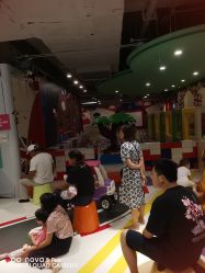 -利奥梦幻主题乐园(爱琴海购物公园店)
