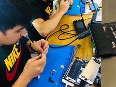 -爱畅享华为苹果手机维修服务(虹口龙之梦店)