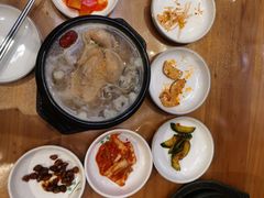 -长寿参鸡汤(朝韩风情街店)