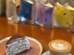 -Be Lived Cafe比例咖啡(摩天轮店)