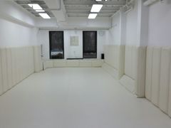 -菠萝格斗巴西柔术训练馆