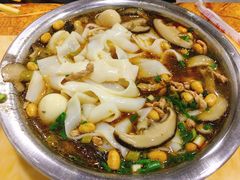 -覃肥叔桂林米粉(粮道街店)