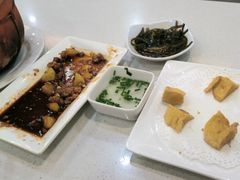 -品记潮汕砂锅粥(湖东路店)