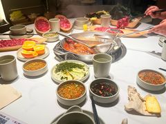 -左庭右院鲜牛肉火锅(金山万达店)