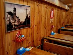 -老东镇啤酒屋海鲜加工·蒸汽海鲜·海鲜烧烤(台东店)