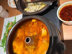 菌皇汽锅鸡-云海肴·汽锅鸡·云南菜(美罗城店)