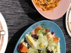 -悦享绿山墙西餐厅