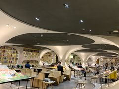 -钟书阁(珍园店)