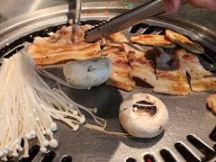 -欧巴炭烤肉오빠숯불구이(南京东路店)