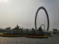 -南京眼步行桥