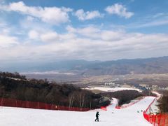 -鳌山滑雪度假区