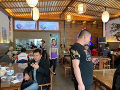 -笑来喜馄饨小笼工坊店(湖滨街店)