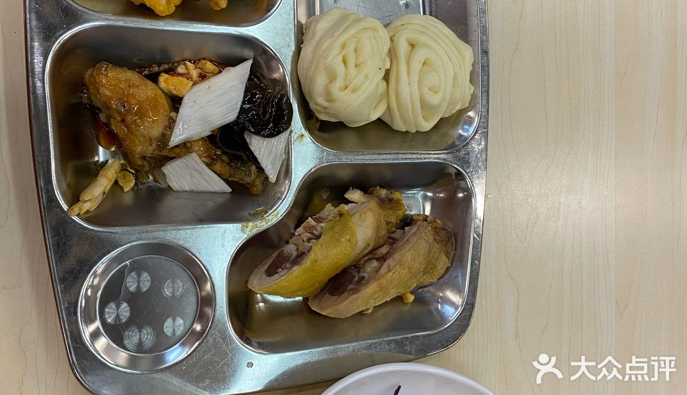 我们也有腾讯（成都）的食堂服务水准了