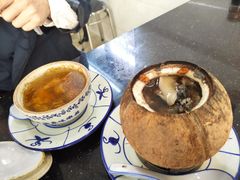 椰子炖乌骨鸡-達揚原味燉品(文明路店)
