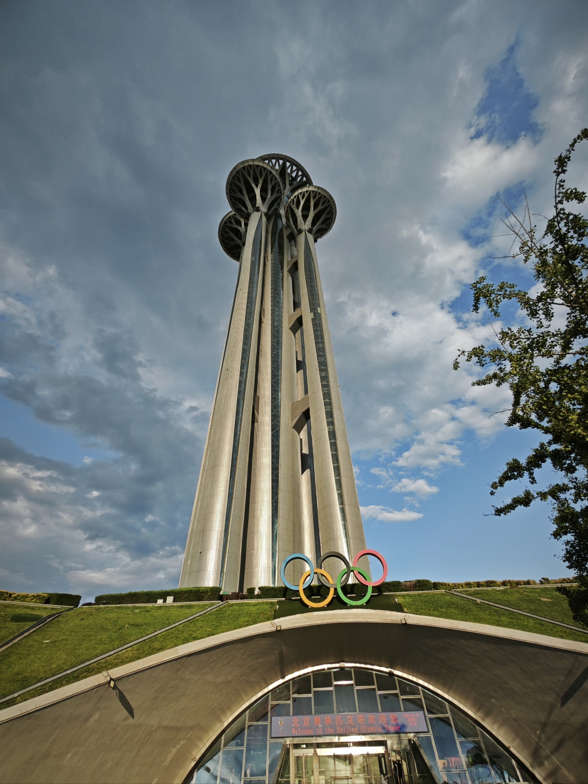 触摸云端❗探秘奥林匹克塔极致体验❗