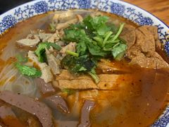 -叶新小吃店(来凤小区总店)