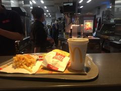 -麦当劳(城西银泰店)