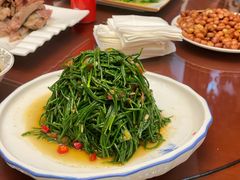 -民族手抓羊肉馆·滩羊手抓·烤全羊