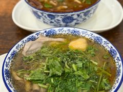 -叶新小吃店(来凤小区总店)