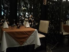 -Palate Angkor Restaurant & Bar