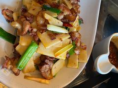 -云海肴·汽锅鸡·云南菜(天山百盛优客店)