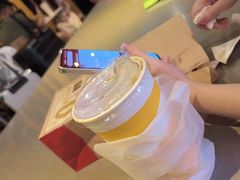 -麦当劳(汉口火车站候车室店)