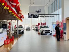 -青岛中升沃茂沃尔沃4S店(市北店)