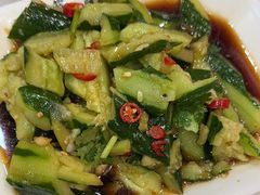 -鲁员外地锅鸡地锅鱼(古墩路店)
