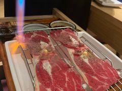 生牛肉火炙寿司-舞漁日料美人胶原锅(陆家嘴中心店)