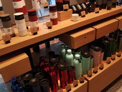 零售区-星巴克臻选(上海合生汇1F店)