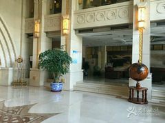 -碧中海汤泉汗蒸酒店