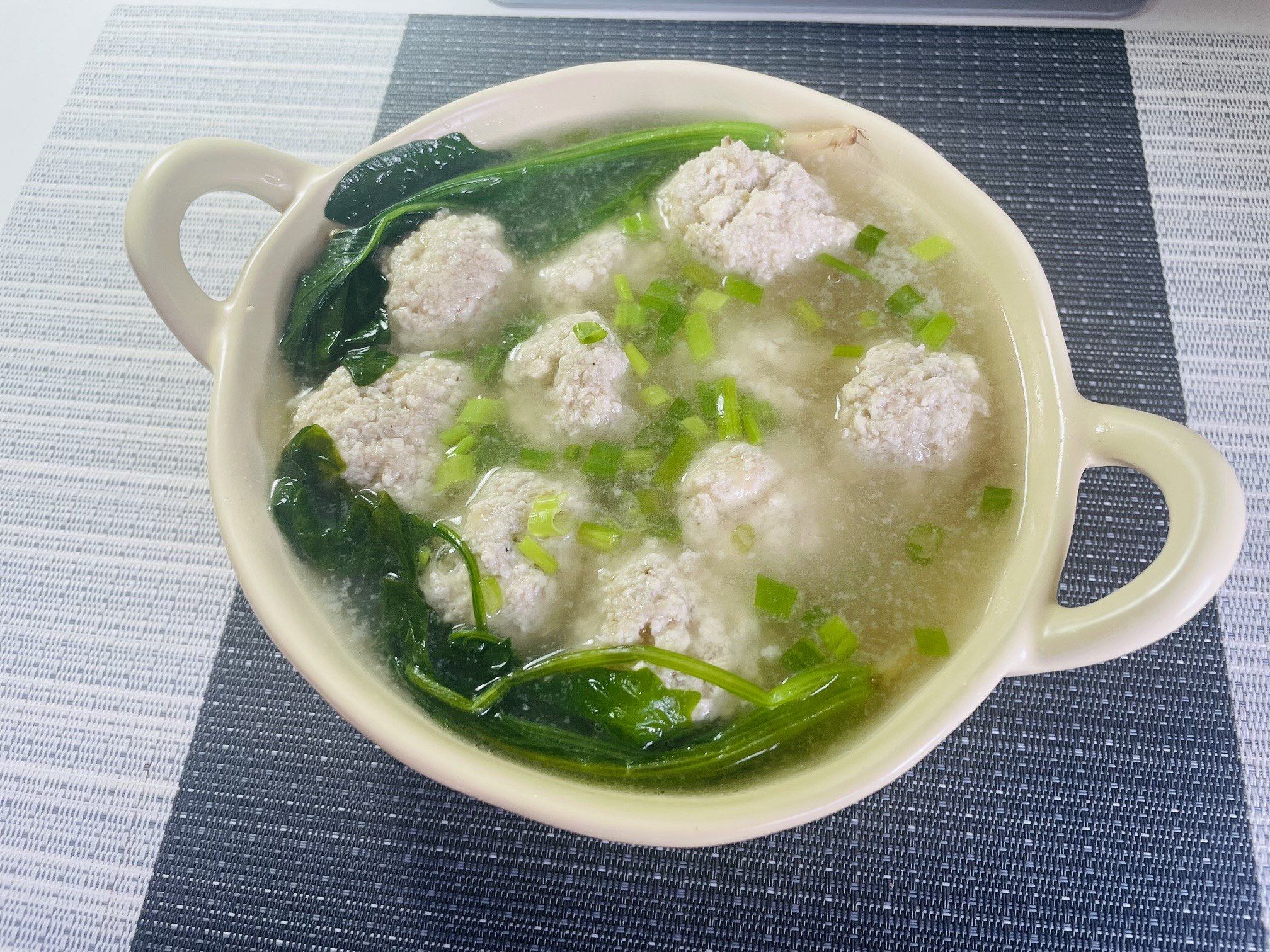 豆腐丸子汤～太好吃啦