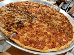 绞肉机披萨-Tube station站点比萨(王府井百货店)