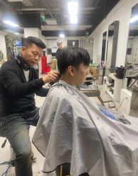-发朵Hair 烫染沙龙