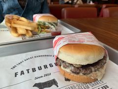蘑菇牛肉汉堡-FATBURGER 特富客汉堡(外交公寓店)