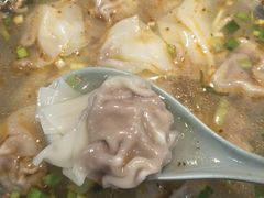 -老新隆牛肉锅贴(新街口店)