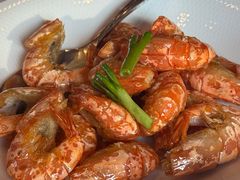 油爆红头虾虾-世博源公馆·本帮融合菜·主题包厢·江景餐厅