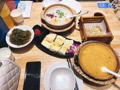 -花少爷的粥(中贸广场店)